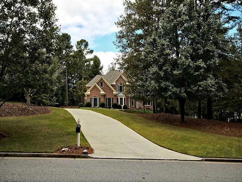 Exterior Front. Curb Appeal Perfection