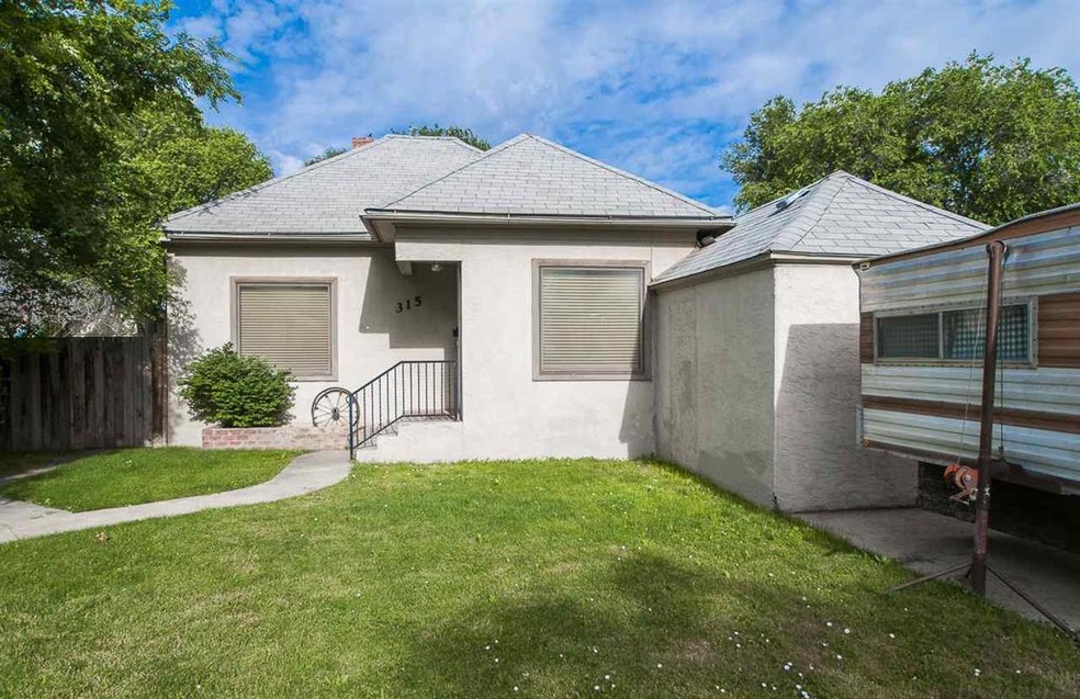 315 Garland St, Nampa, ID 83686 - photo 1