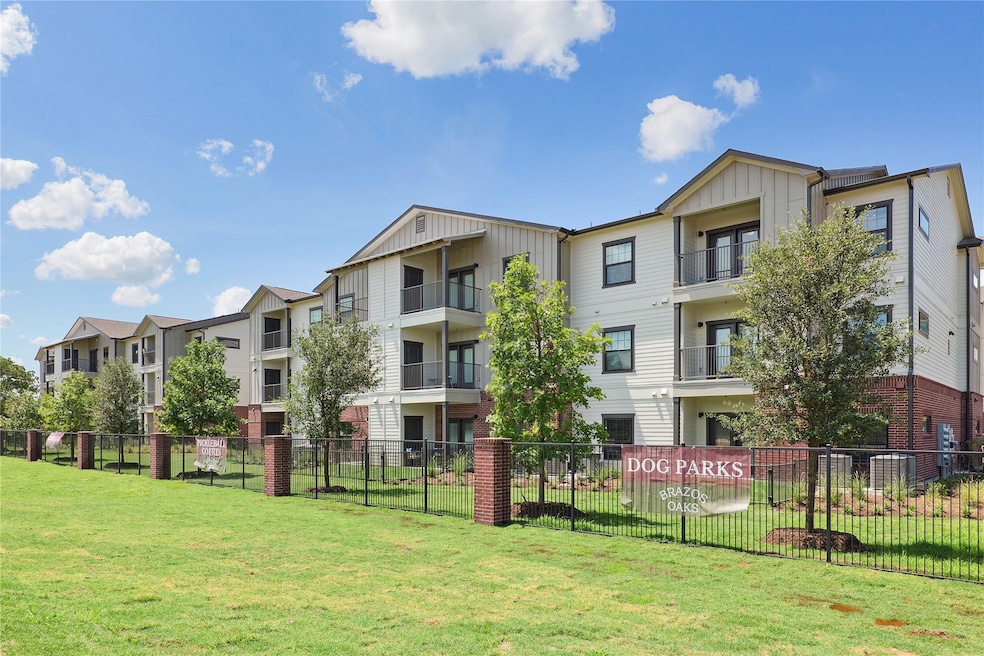 6000 Jones Rd unit 4414, Bryan, TX 77807 - photo 1