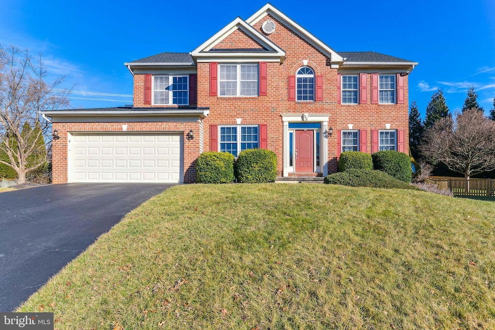 1054 Pebble Ct, Sykesville, MD 21784 - photo 1