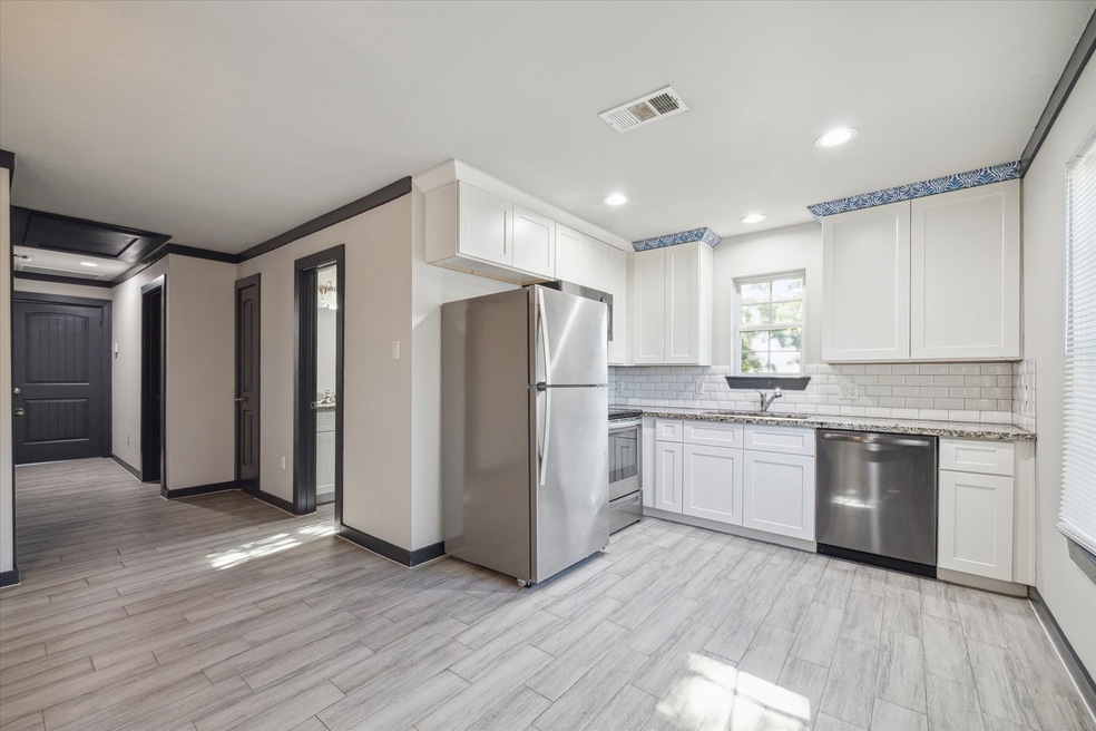 4610 Denmark St, Houston, TX 77016 - photo 1