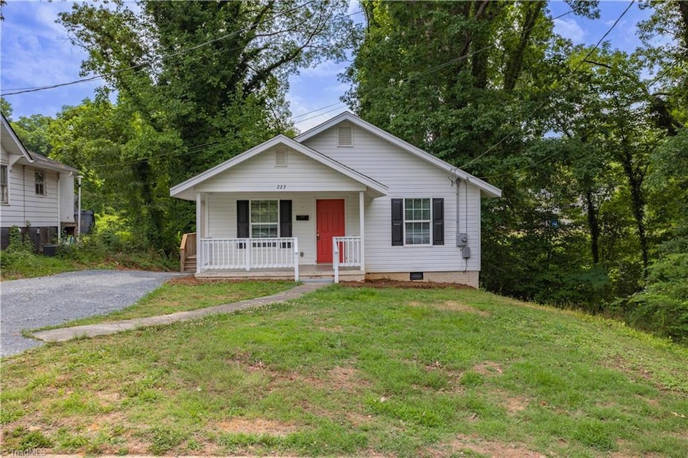 223 S Mccrary St, Asheboro, NC 27203 - photo 1