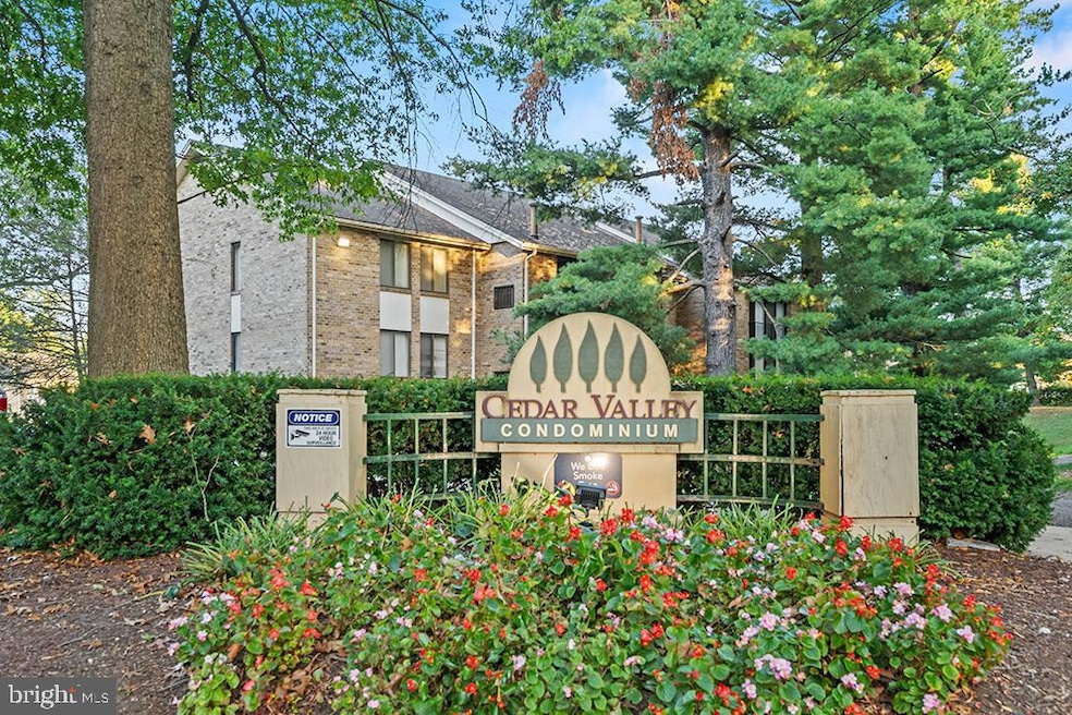 5472 Cedar Ln unit A4, Columbia, MD 21044 - photo 1