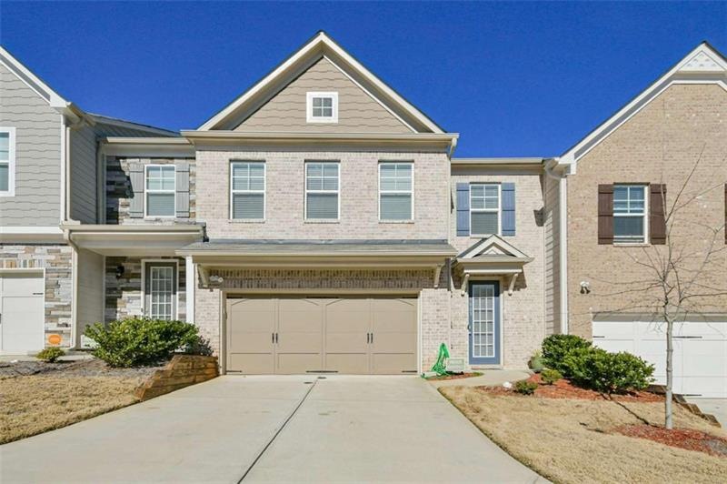 Welcome Home! Front Exterior of Home