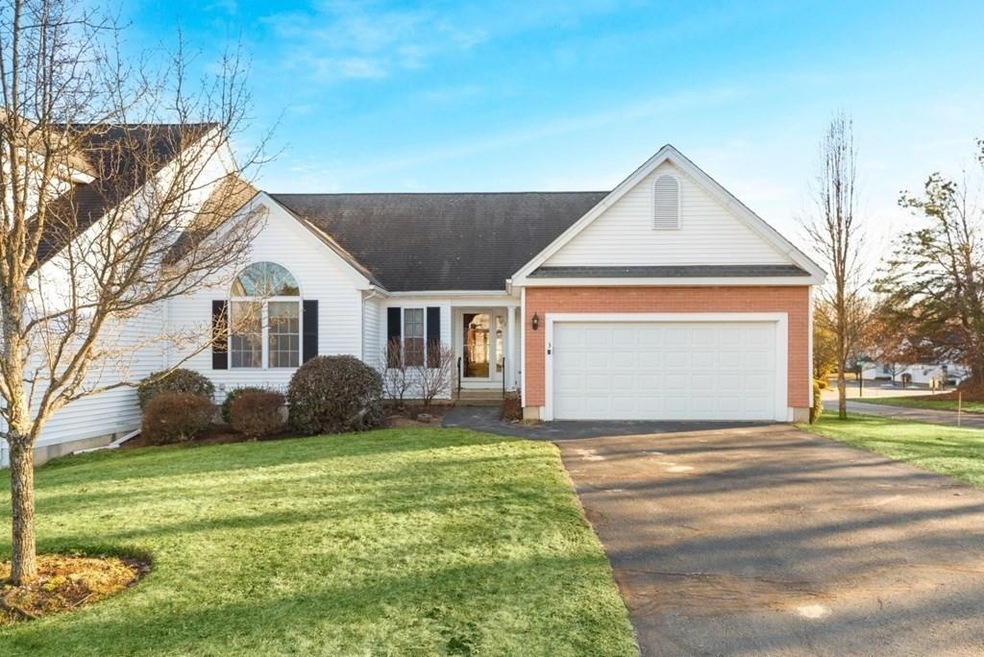 3 Nature View Dr, Uxbridge, MA 01569 - photo 1