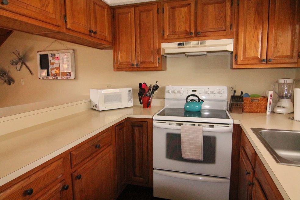 6 Ridge Rd unit 3, Lincoln, NH 03251 - photo 1