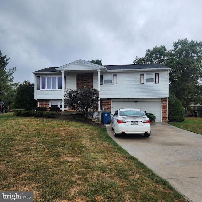 Pending $295,000 • Co-Listing Agent