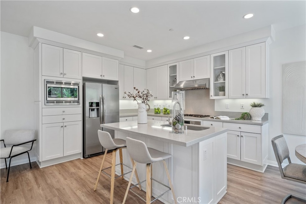 Sold $1,420,000 • Co-Listing Agent