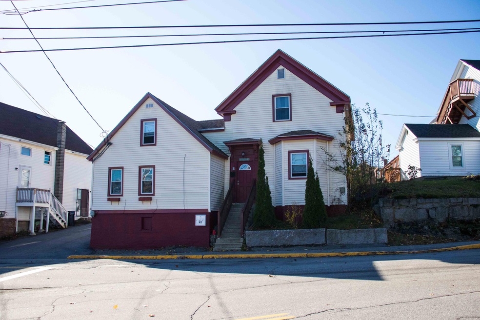 41 Crescent St, Biddeford, ME 04005 - photo 1