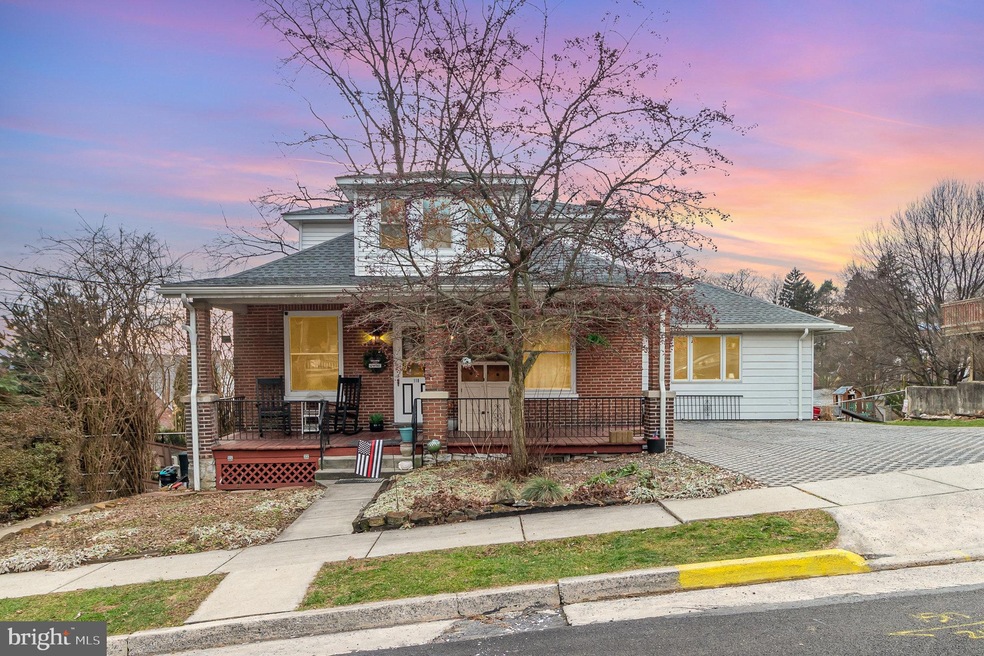 118 N 4th St, Lemoyne, PA 17043 - photo 1