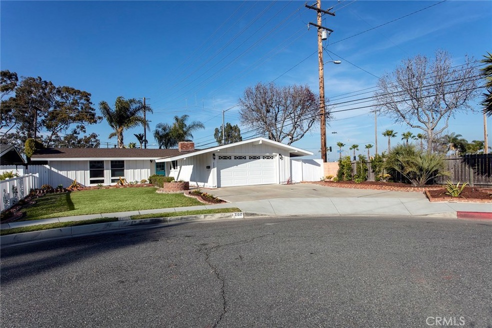 200 Hanover Dr, Costa Mesa, CA 92626 - photo 1