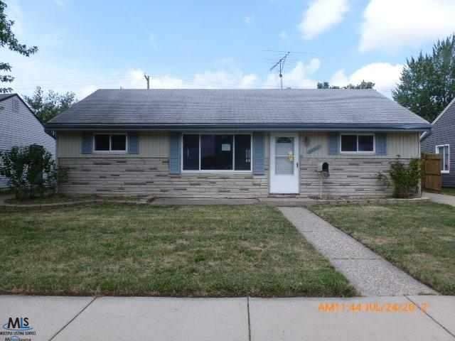 26367 Academy St, Roseville, MI 48066 - photo 1