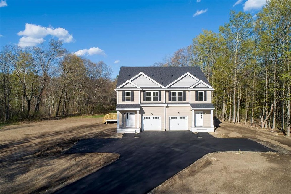 258 Wadleigh Falls Rd unit B, Newmarket, NH 03857 - photo 1