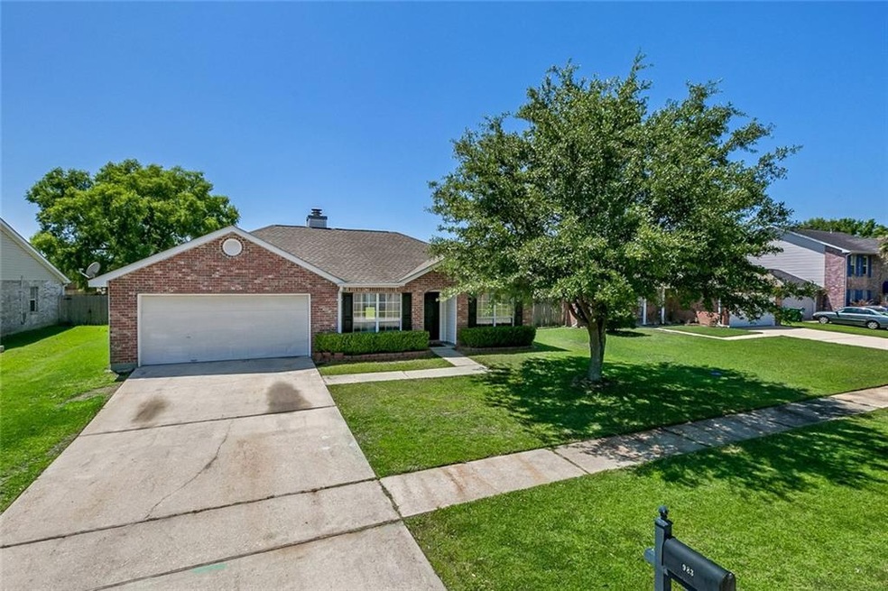 983 Maple Creek Dr, Slidell, LA 70461 - photo 1