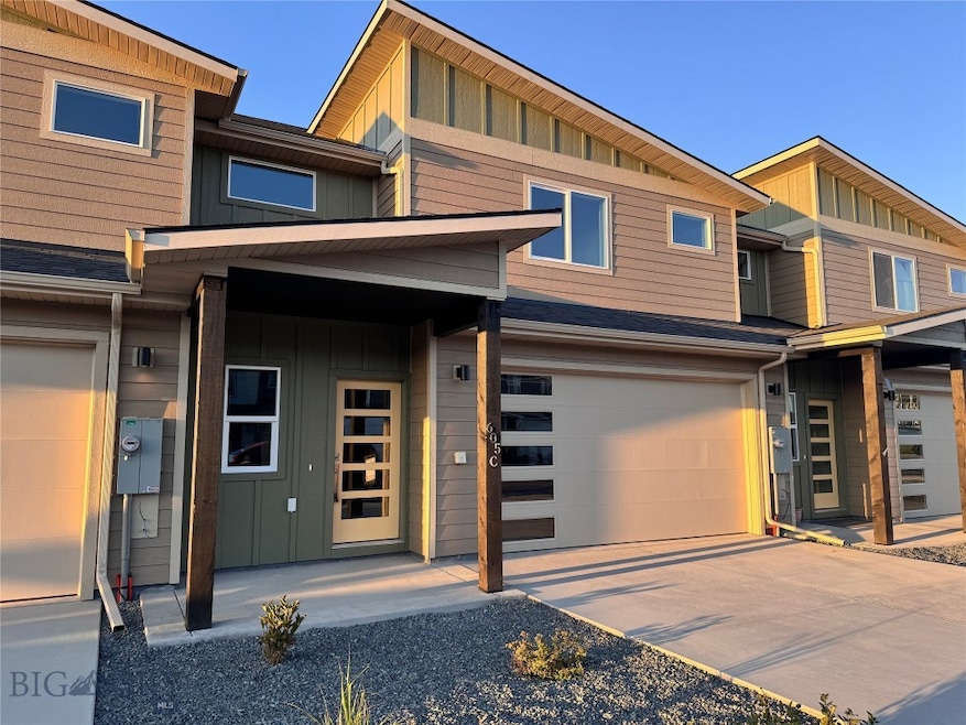 Pending $464,900 • Co-Listing Agent