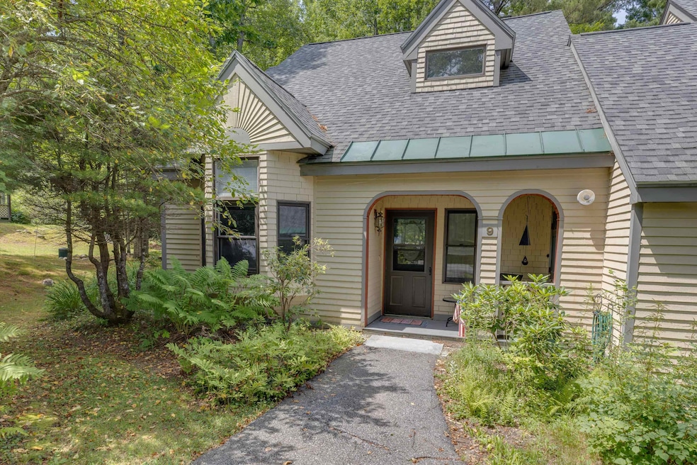 109 Longfellow Dr unit 9, Bethlehem, NH 03574 - photo 1
