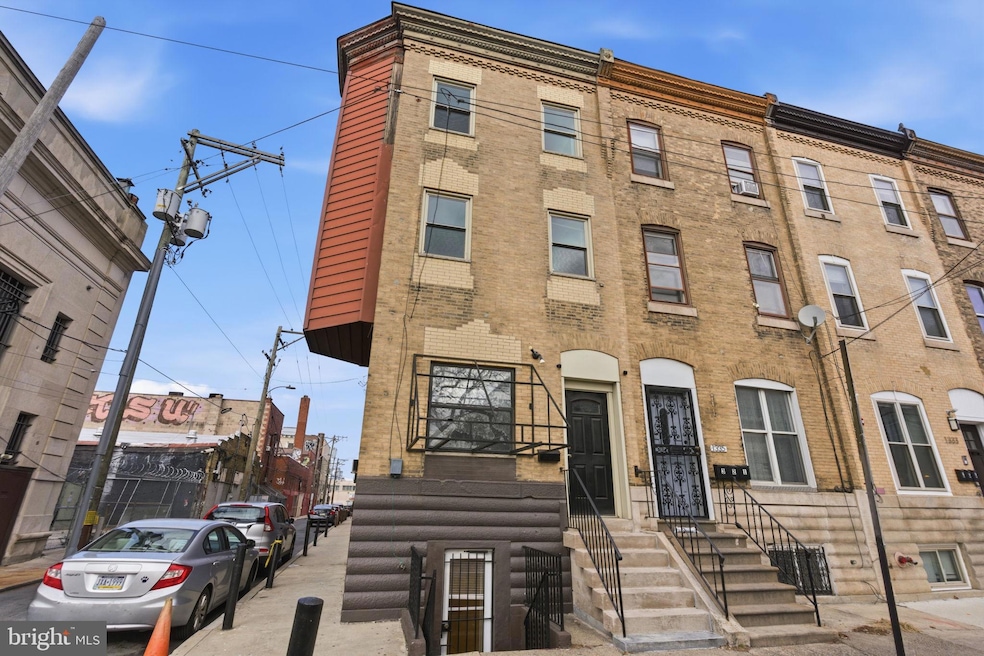 1337 E Snyder Ave, Philadelphia, PA 19148 - photo 1