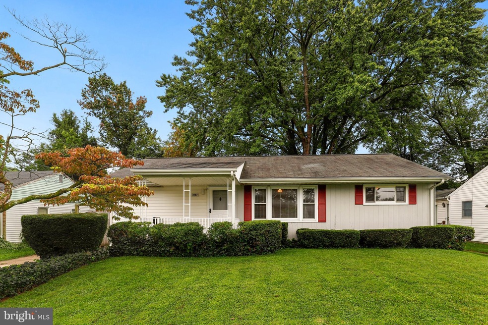 1927 Lewis Ave, Rockville, MD 20851 - photo 1