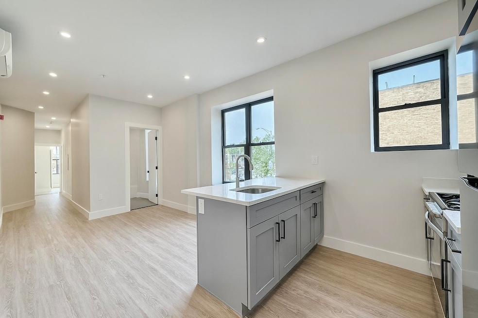 103 Bostwick Ave unit 4B, Jersey City, NJ 07305 - photo 1