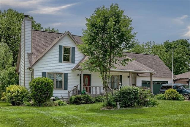 413 Linden Place, Raymore, MO 64083 - photo 1