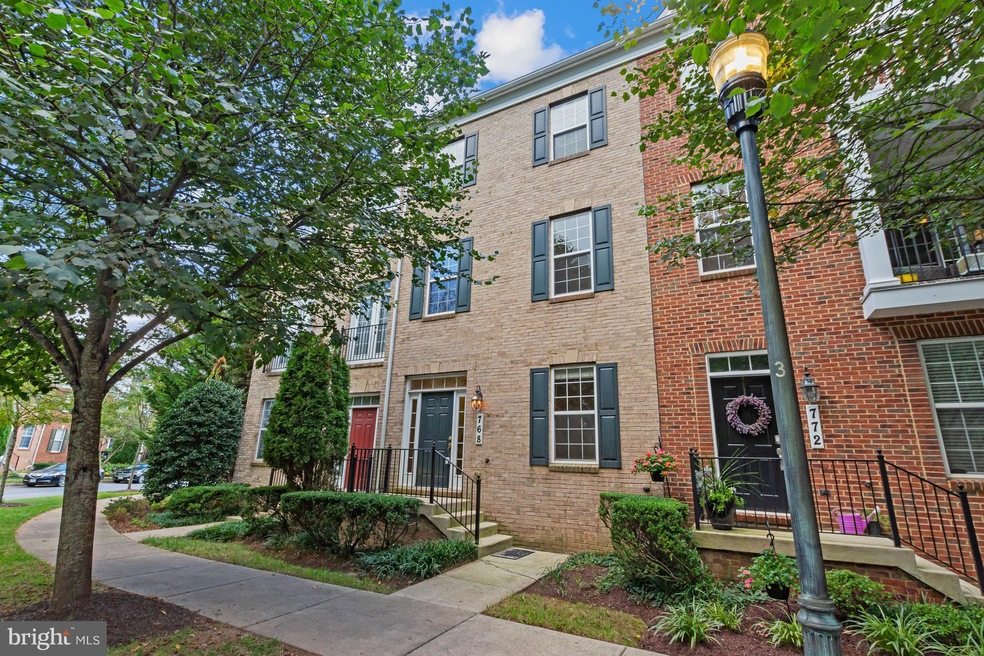 768 Raven Ave, Gaithersburg, MD 20877 - photo 1