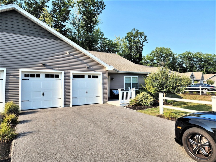 21 Granny Smith Ct unit 21, Old Orchard Beach, ME 04064 - photo 1