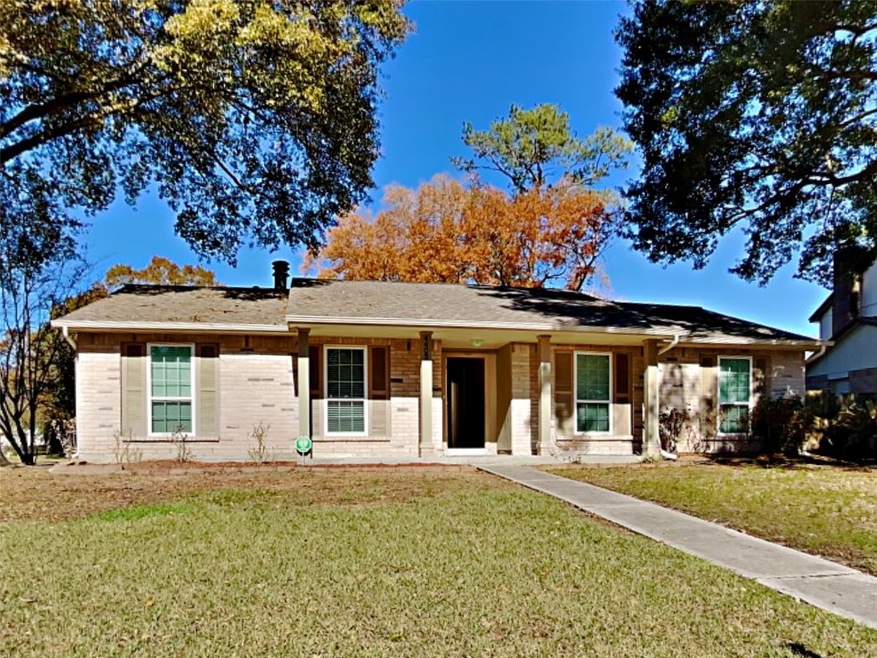 4403 Burkegate Dr, Spring, TX 77373 - photo 1