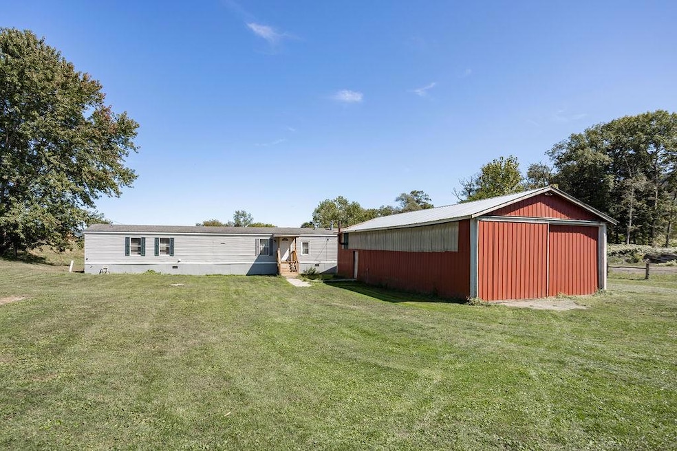 111 S Tuscarora Rd, Osceola, PA 16942 - photo 1