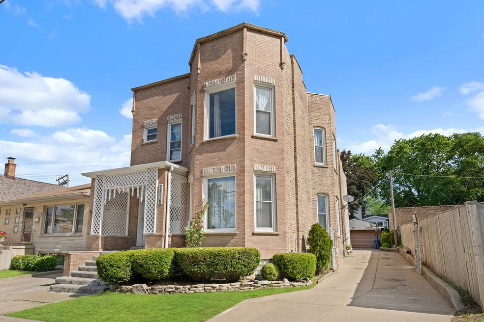 2518 Vermont St, Blue Island, IL 60406 - photo 1