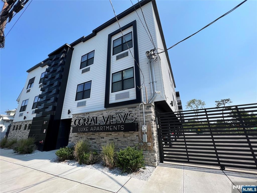 90-92 Coral St unit 302, Paterson, NJ 07522 - photo 1