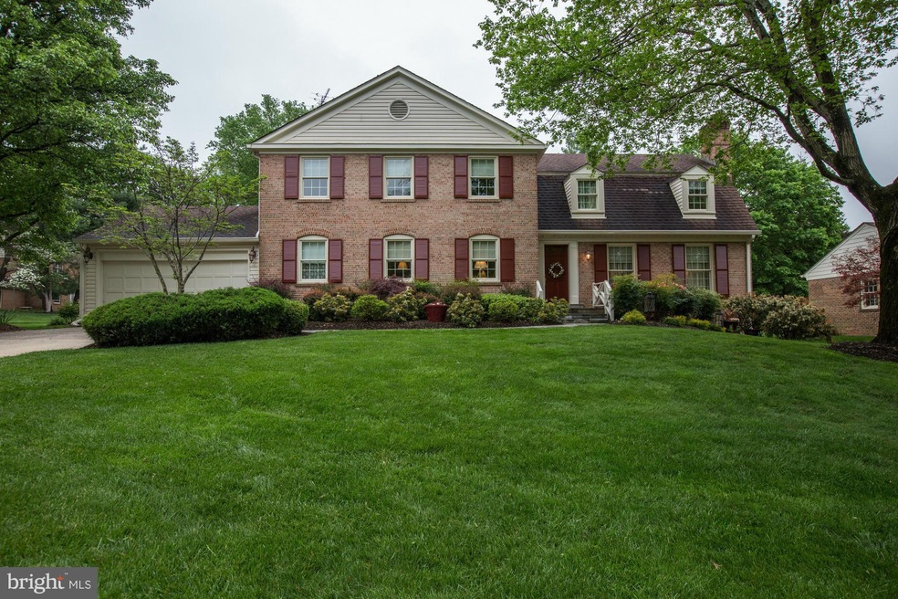 8217 Coach St, Potomac, MD 20854 - photo 1