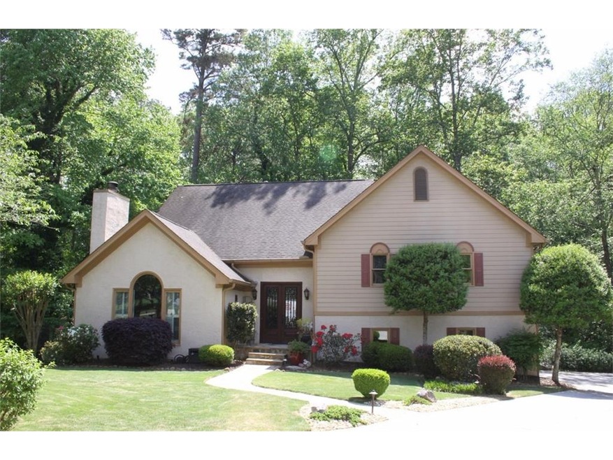 Unique home on private cul-de-sac lot