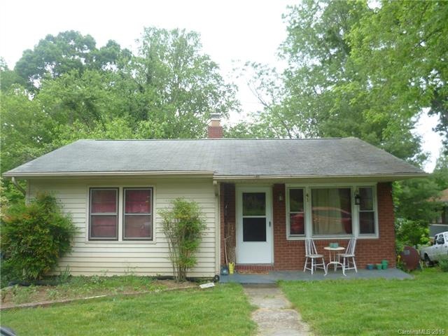 41 Oakwood Street  Asheville, NC 28806