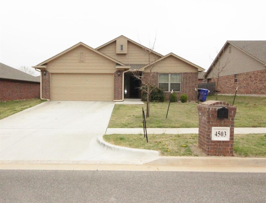 4503 Hawk Owl Dr, Norman, OK 73072 - photo 1