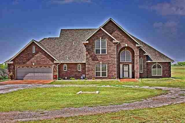 House with 5 Acres