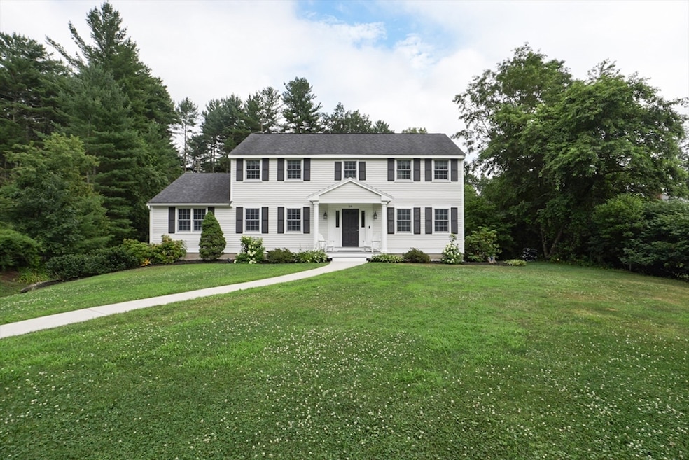 Pending $1,390,000 • Co-Listing Agent