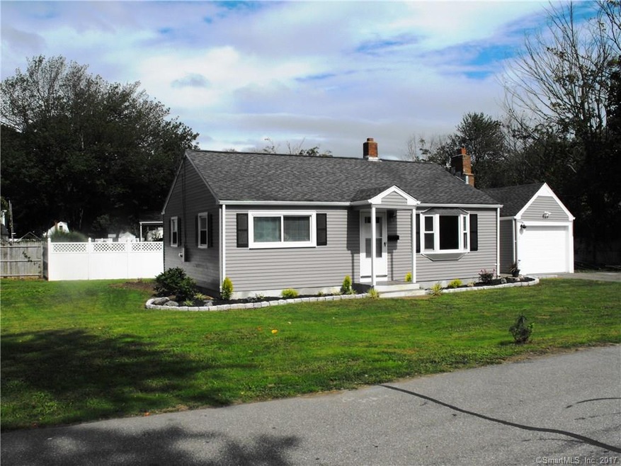 2 Sherman St, Old Saybrook, CT 06475 - photo 1