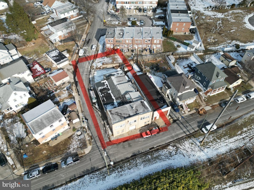 8329 Delaware Ave, Upper Darby, PA 19082 - photo 1