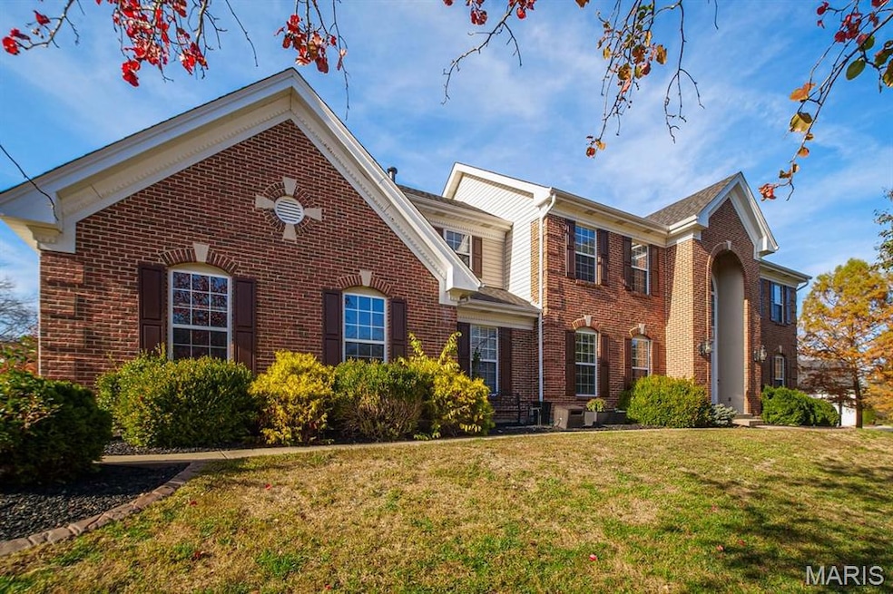 1460 Highland Valley Dr, Chesterfield, MO 63005 - photo 1