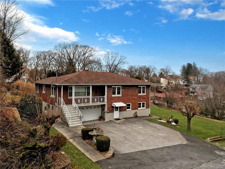 43 Hotchkiss St, Waterbury, CT 06704 - photo 1