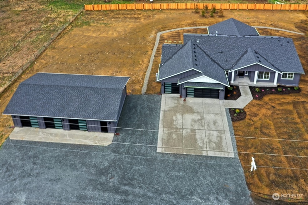 Sold $900,000 • Co-Listing Agent