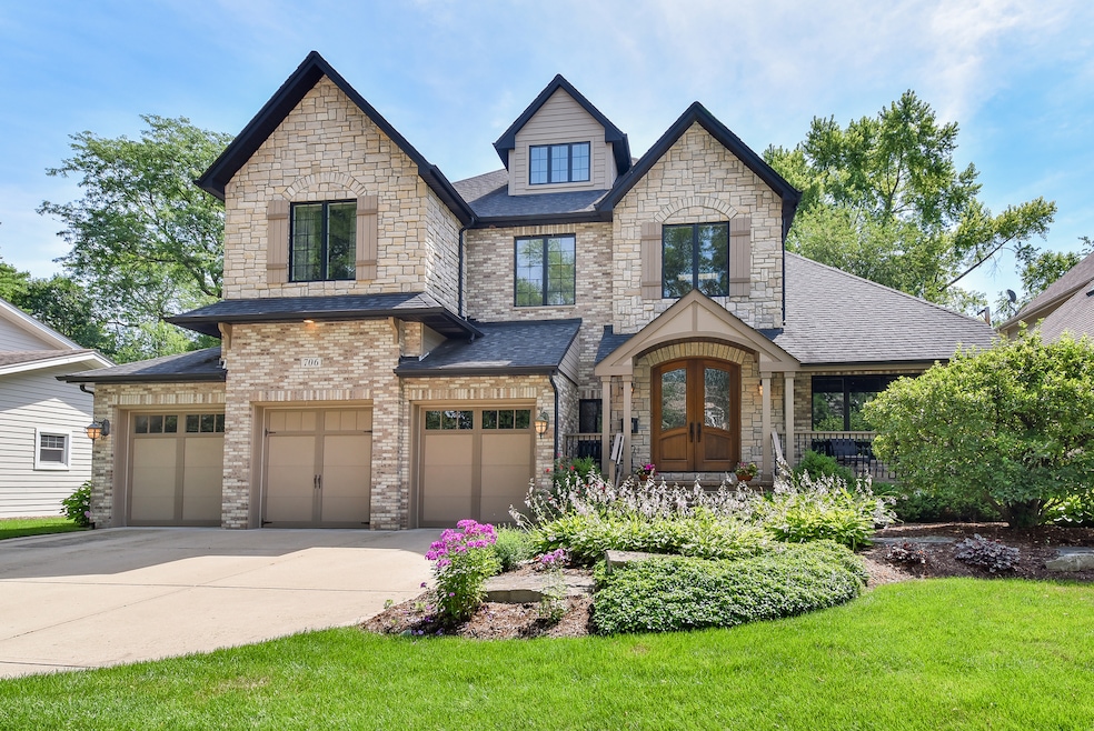 706 S Sleight St, Naperville, IL 60540 - photo 1