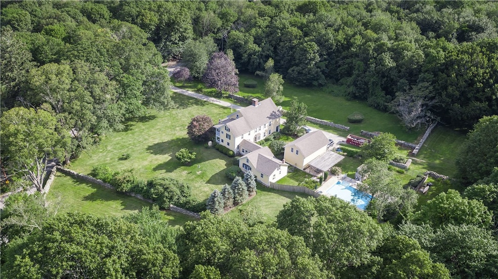 38 Colwell Rd, Greenville, RI 02828 - photo 1