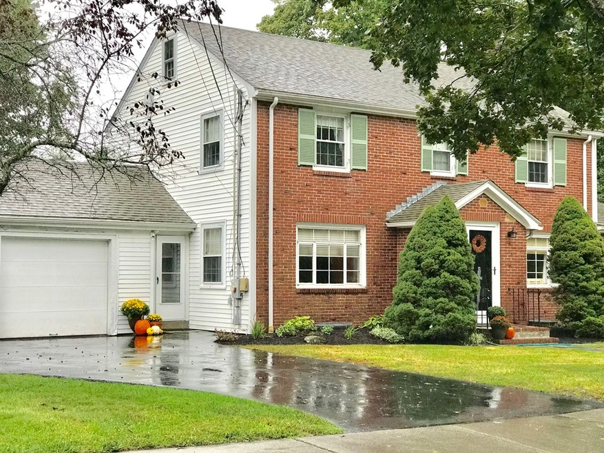 15 Stanley Rd, Waban, MA 02468 - photo 1