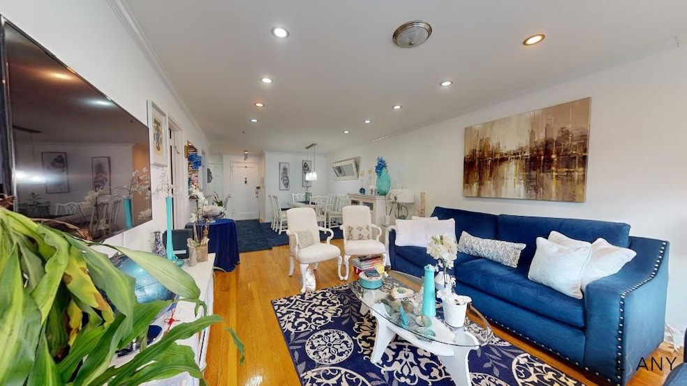 The Savoy unit 4C, Bronx, NY 10463 - photo 1