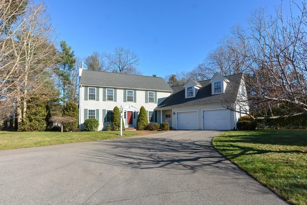 12 Queens Ct, Walpole, MA 02081 - photo 1