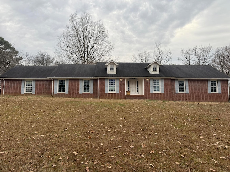 1000 Indian Creek Rd, Iuka, MS 38852 - photo 1