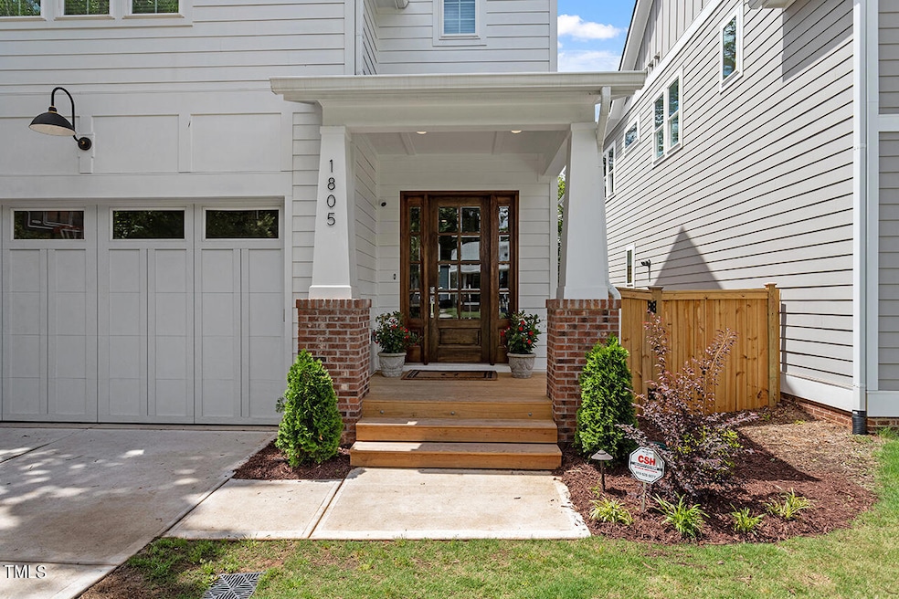 1805 Fairview Road_04