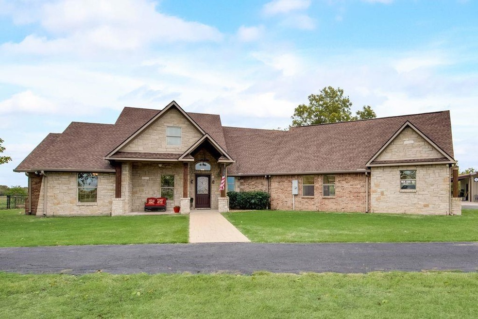 9026 U S 287, Corsicana, TX 75109 - photo 1