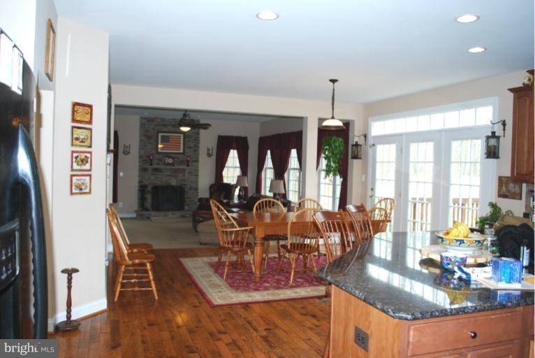 18202 Oakridge Hamlet Place, Purcellville, VA 20132 - photo 1
